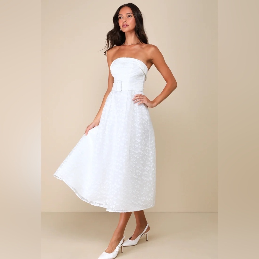 Enviable Grace White Burnout Strapless Belted
Midi Dress